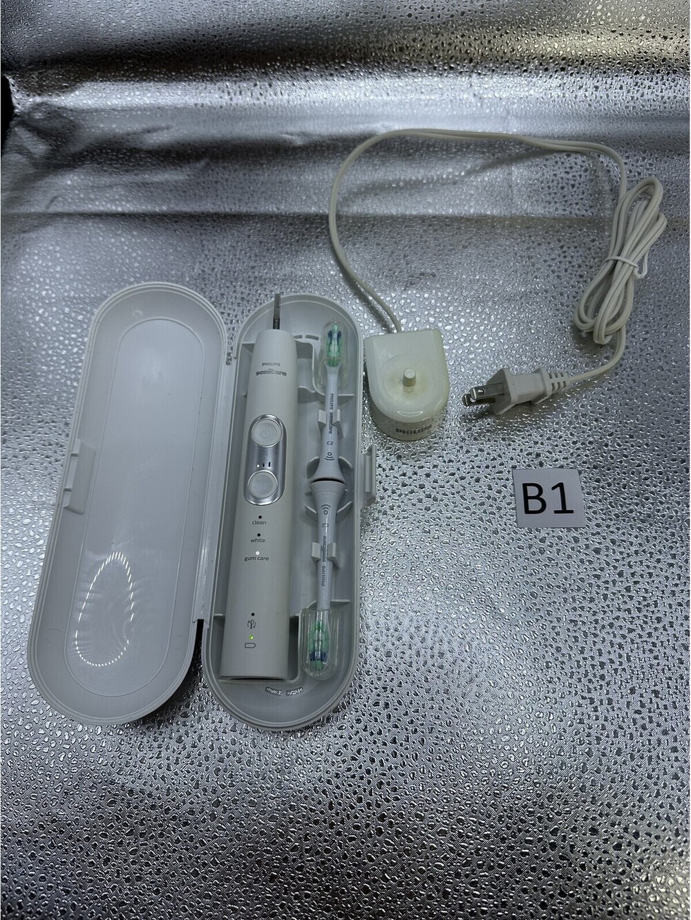 Philips Sonicare ProtectiveClean 6100 HX685T Electric Toothbrush Set B1